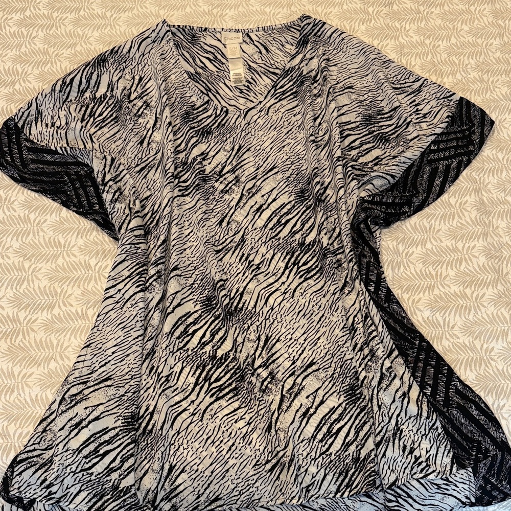 Chico's Zebra Pattern V-Neck Top - Picture 2 of 6